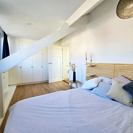 Apartment Licht En Ruime Eengezinswoning Rotterdam