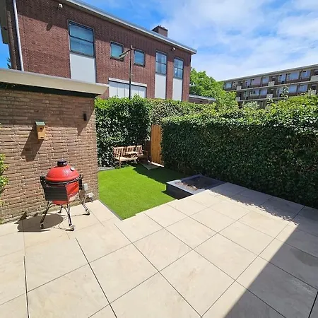 Apartment Licht En Ruime Eengezinswoning *