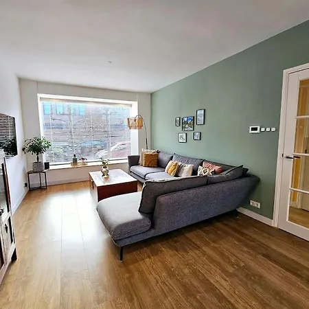 Apartment Licht En Ruime Eengezinswoning *